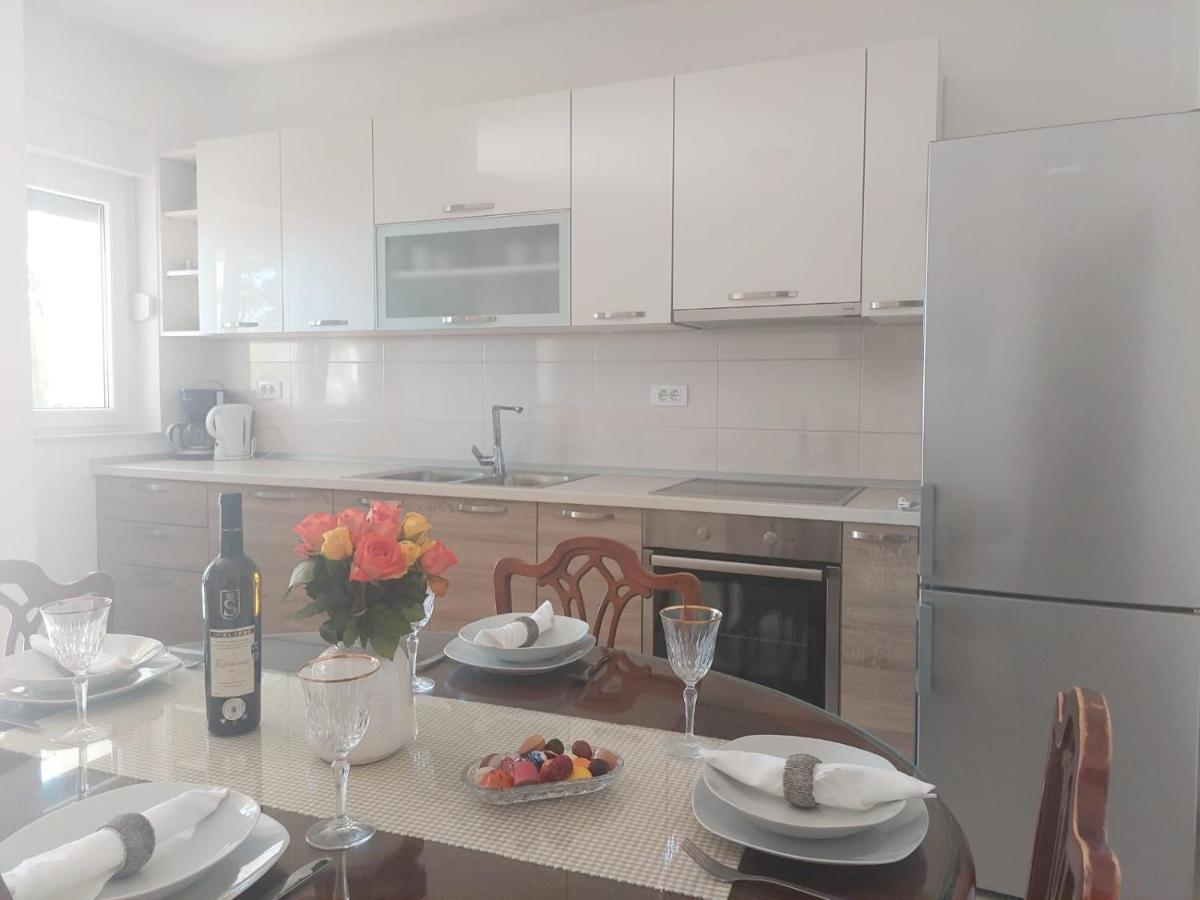 Apartments Zulim Trogir Exteriör bild