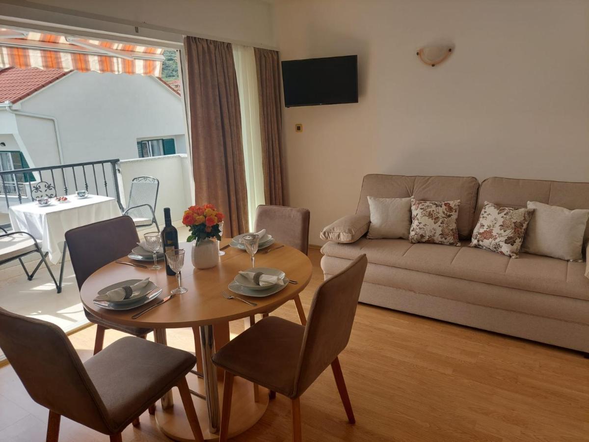 Apartments Zulim Trogir Exteriör bild