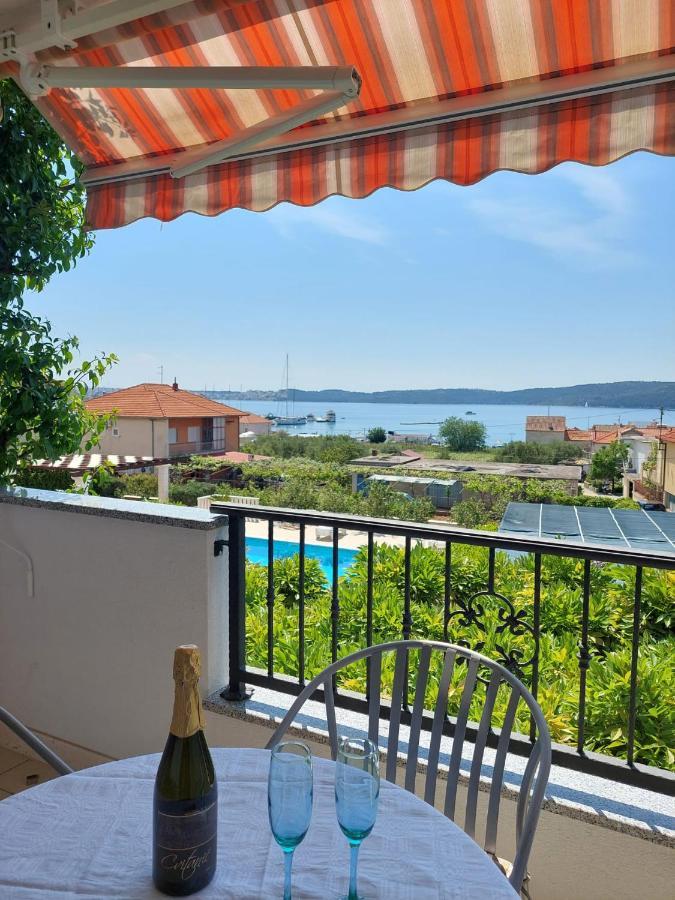 Apartments Zulim Trogir Exteriör bild