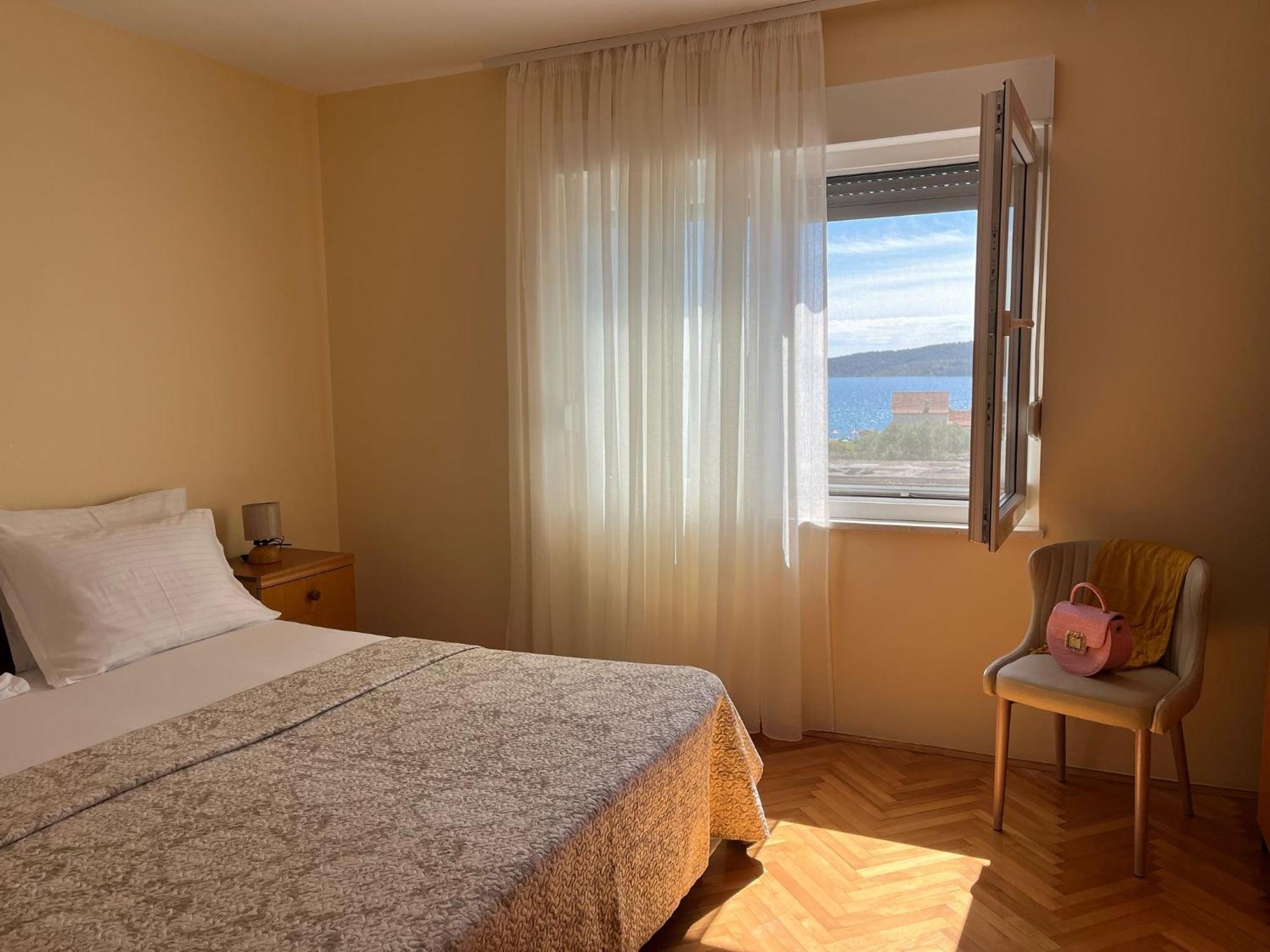Apartments Zulim Trogir Exteriör bild